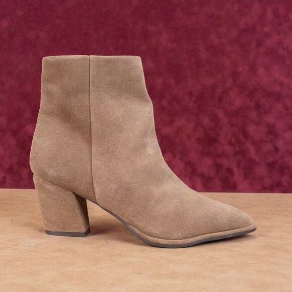 Blondo Women Tan Emma Waterproof Western Cowboy Ankle Fashion Boots sz 12 - Picture 3 of 8